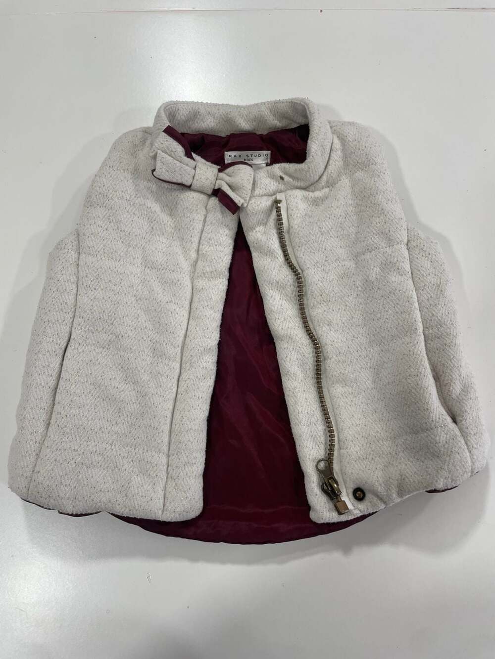 Max Studio Kids Puffer Vest Size 12M Cream White Metallic Bow